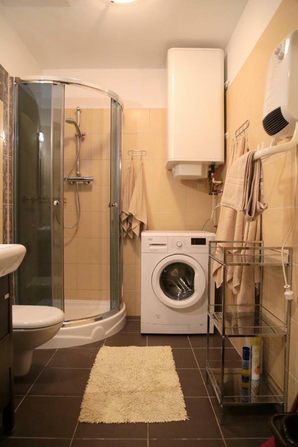 Apartament Ams B7 Rewal Bagian luar foto